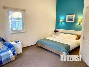 Дом 22м&sup2;, 3-этажный, посуточно, 