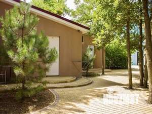 Дом 22м&sup2;, 3-этажный, посуточно, 