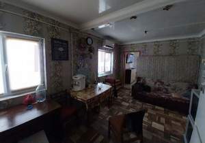 Дом 80м&sup2;, 1-этажный, участок 6 сот.  