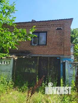 Дом 180м&sup2;, 2-этажный, участок 10 сот.  