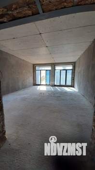 Дом 470м&sup2;, 3-этажный, участок 9 сот.  