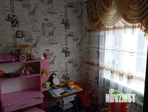 Дом 250м&sup2;, 2-этажный, участок 6 сот.  