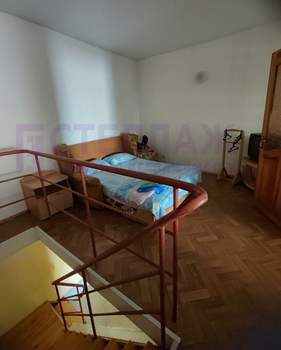 Дом 130м&sup2;, 2-этажный, участок 1 сот.  