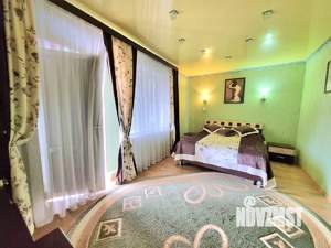 Дом 150м², 2-этажный, участок 3 сот.  