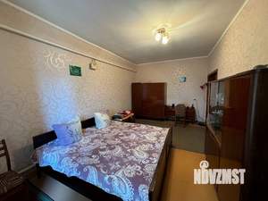 Дом 295м&sup2;, 3-этажный, участок 6 сот.  