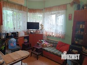 Дом 220м&sup2;, 2-этажный, участок 8 сот.  