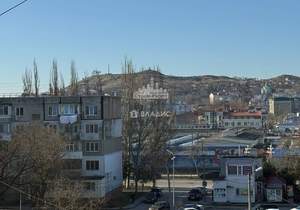 3-к квартира, вторичка, 63м2, 5/5 этаж