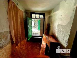 2-к квартира, вторичка, 63м2, 1/1 этаж