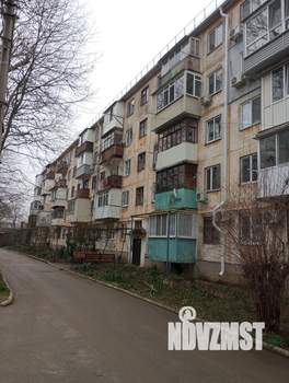 2-к квартира, вторичка, 42м2, 1/6 этаж